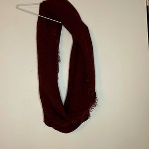 Maroon infinity scarf